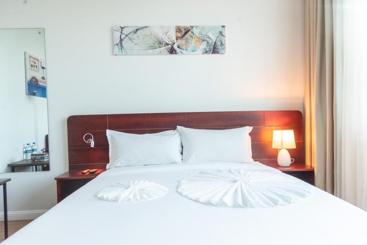 Pauraque Soho Hotel Дар ес Саалам Екстериор снимка