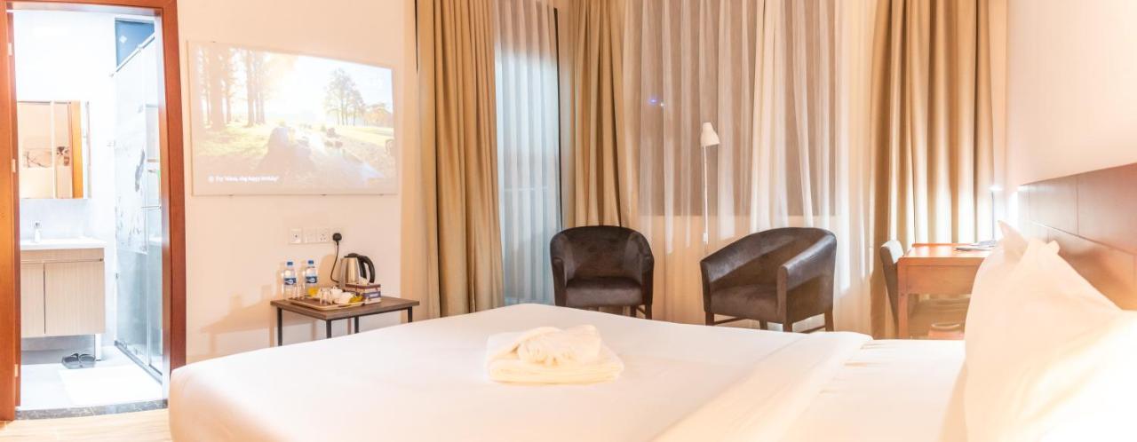 Pauraque Soho Hotel Дар ес Саалам Екстериор снимка