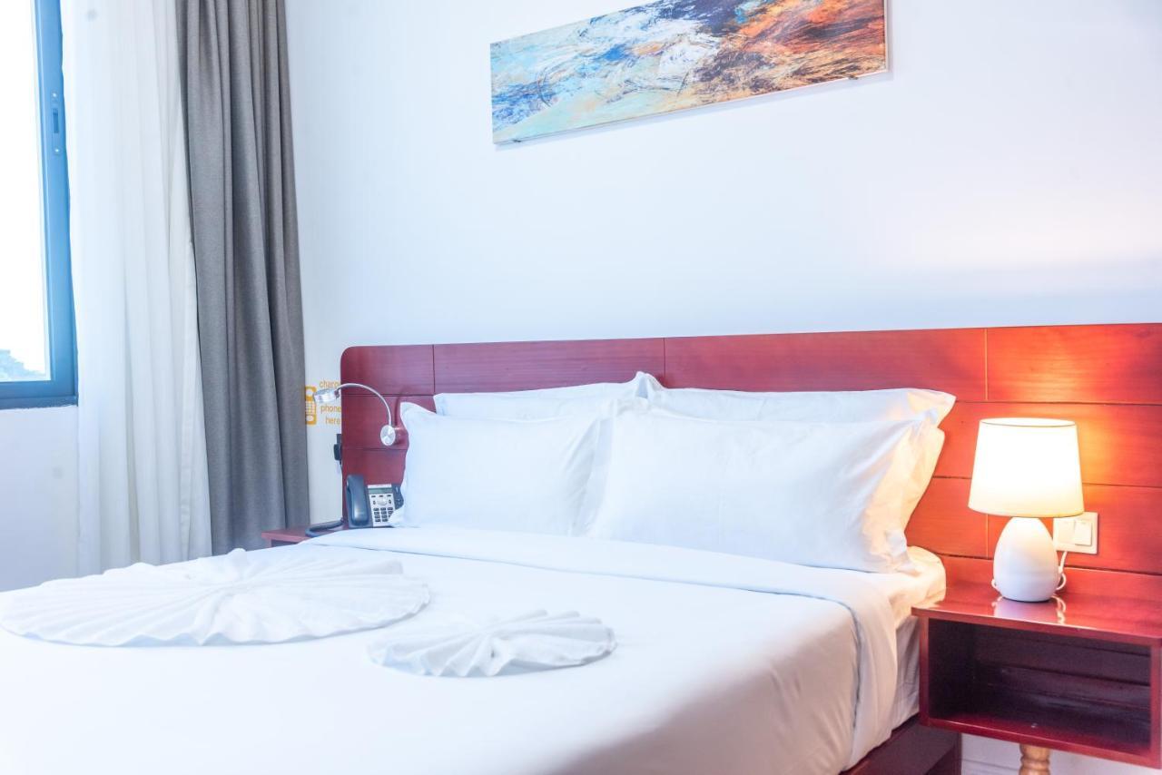 Pauraque Soho Hotel Дар ес Саалам Екстериор снимка